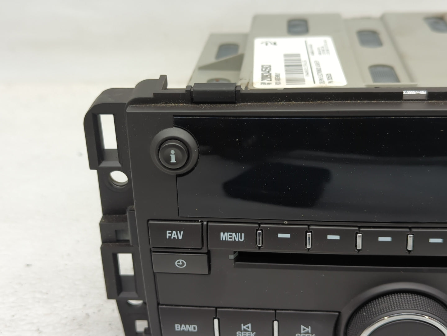 2010-2013 Chevrolet Silverado 1500 Radio AM FM Cd Player Receiver Replacement P/N:20934593 Fits OEM Used Auto Parts - Oemuse