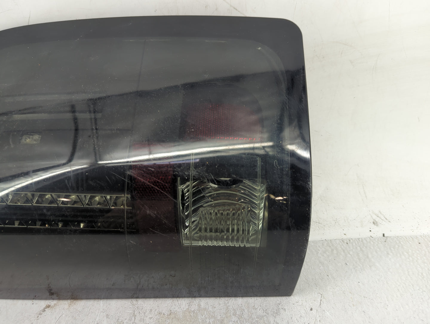 2007-2013 Chevrolet Silverado 1500 Tail Light Assembly Driver Left OEM Fits Fits 2007 2008 2009 2010 2011 2012 2013 2014 OEM