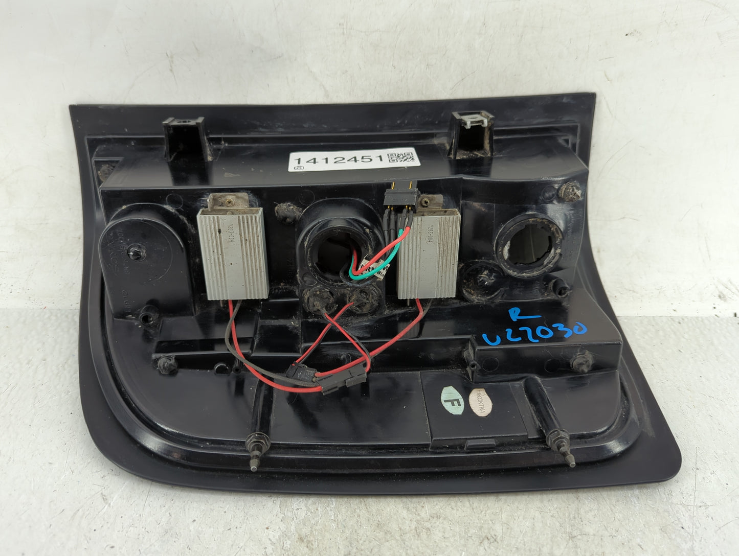 2007-2013 Chevrolet Silverado 1500 Tail Light Assembly Driver Left OEM Fits Fits 2007 2008 2009 2010 2011 2012 2013 2014 OEM