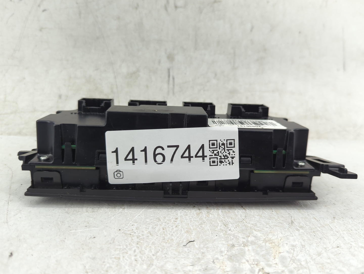 2010-2011 Chevrolet Silverado 1500 Climate Control Module Temperature AC/Heater Replacement P/N:25936131 Fits Fits 2010 2011