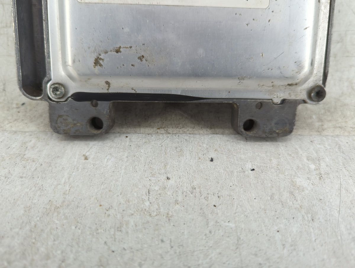 2010-2013 Chevrolet Silverado 1500 PCM Engine Control Computer ECU ECM PCU OEM P/N:12639900 OEM Used Auto Parts - Oemusedaut