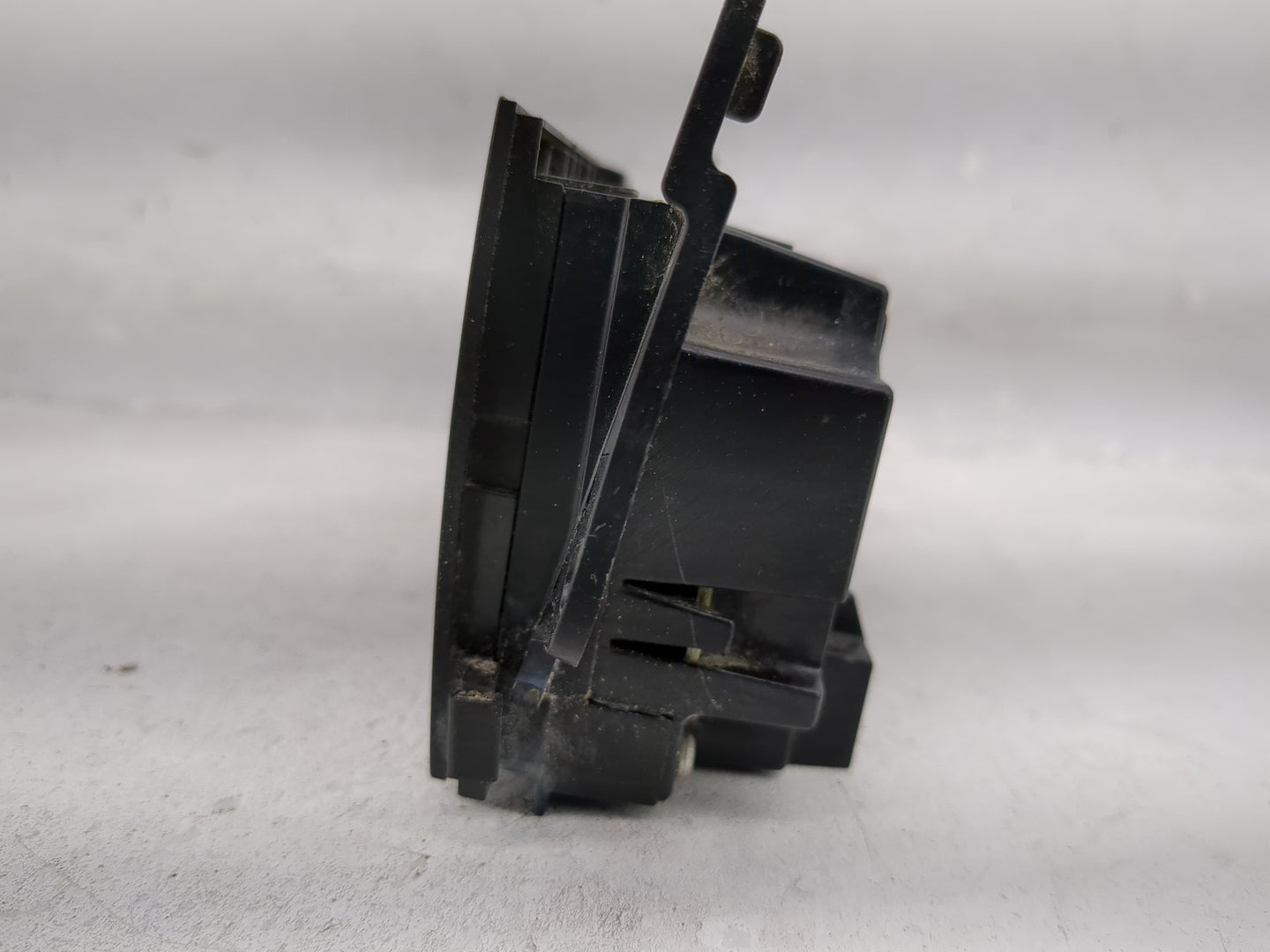 2011 Chevrolet Silverado 1500 Climate Control Module Temperature AC/Heater Replacement P/N:15952374 Fits OEM Used Auto Parts
