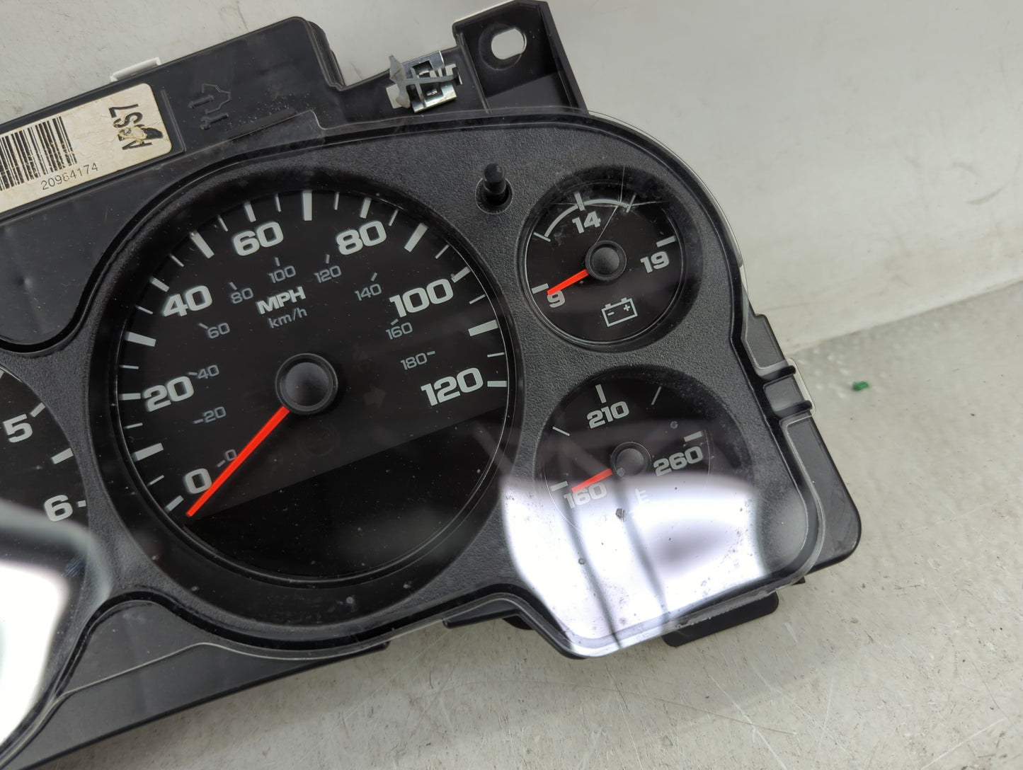 2008-2013 Chevrolet Silverado 1500 Instrument Cluster Speedometer Gauges P/N:25533801159HSCV 6031615 Fits OEM Used Auto Part