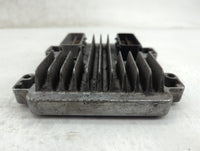 2010-2013 Chevrolet Silverado 1500 PCM Engine Control Computer ECU ECM PCU OEM P/N:12639900 12633238 Fits OEM Used Auto Part