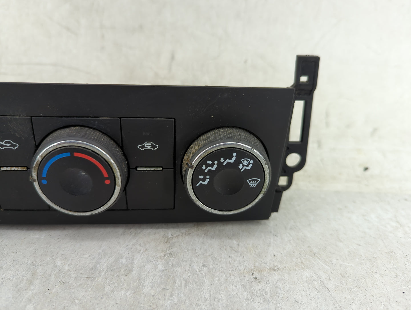 2010-2011 Chevrolet Silverado 1500 Climate Control Module Temperature AC/Heater Replacement P/N:22807237 Fits Fits 2010 2011