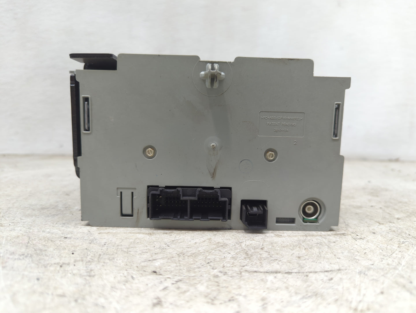 2010-2013 Chevrolet Silverado 1500 Radio AM FM Cd Player Receiver Replacement P/N:20934593 28256335 Fits OEM Used Auto Parts