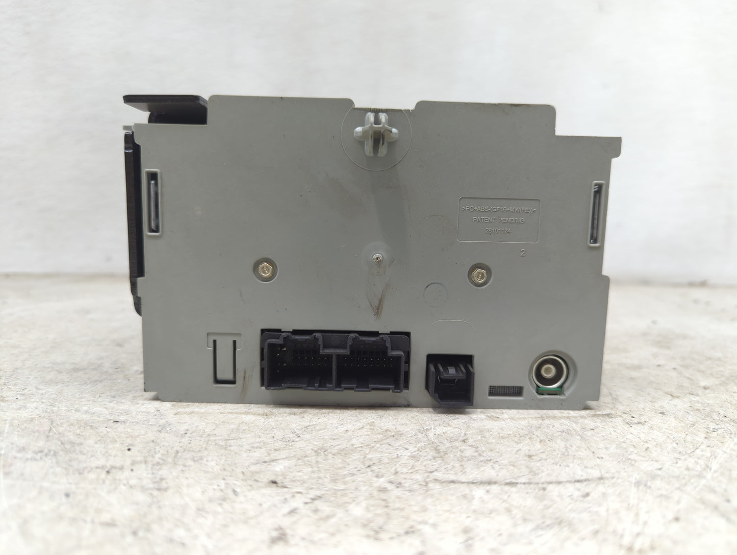 2010-2013 Chevrolet Silverado 1500 Radio AM FM Cd Player Receiver Replacement P/N:20934593 28256335 Fits OEM Used Auto Parts