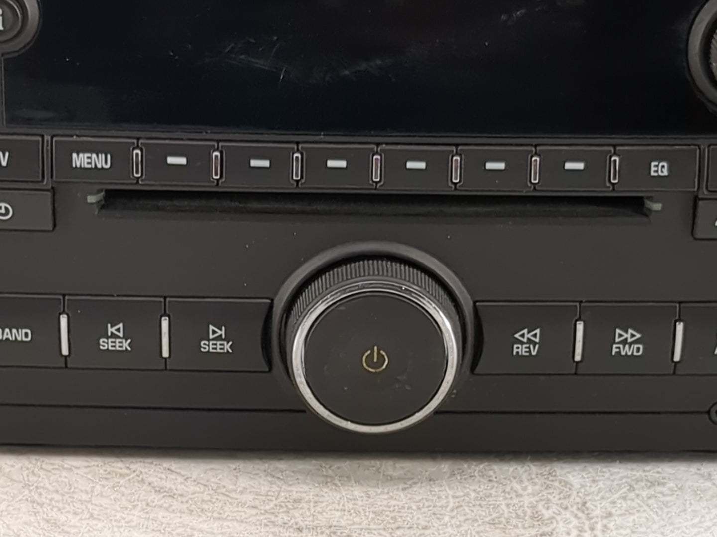 2010-2013 Chevrolet Silverado 1500 Radio AM FM Cd Player Receiver Replacement P/N:20934593 28256335 Fits OEM Used Auto Parts