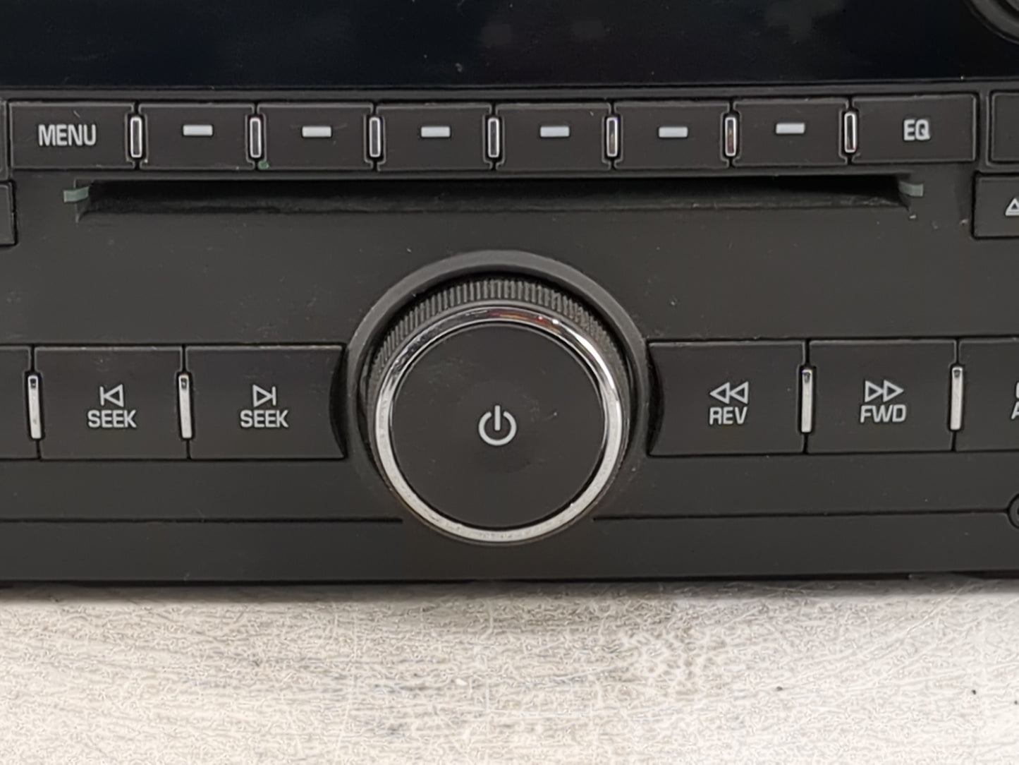 2010-2013 Chevrolet Silverado 1500 Radio AM FM Cd Player Receiver Replacement P/N:20934593 28256335 Fits OEM Used Auto Parts