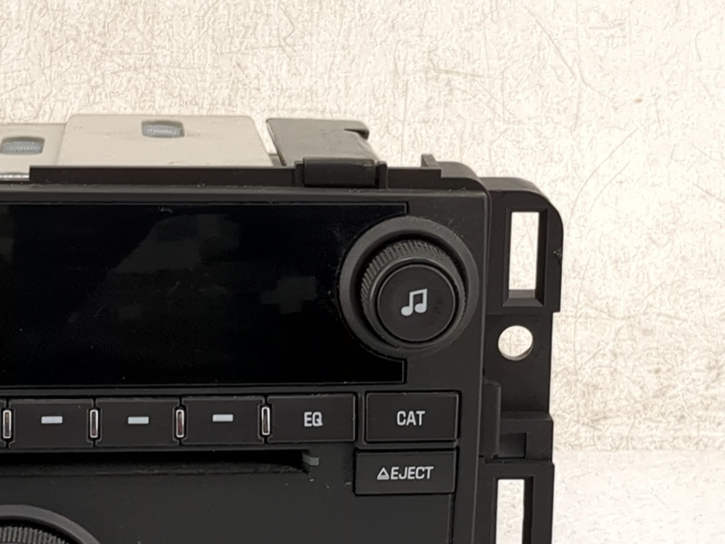 2010-2013 Chevrolet Silverado 1500 Radio AM FM Cd Player Receiver Replacement P/N:20934593 28256335 Fits OEM Used Auto Parts