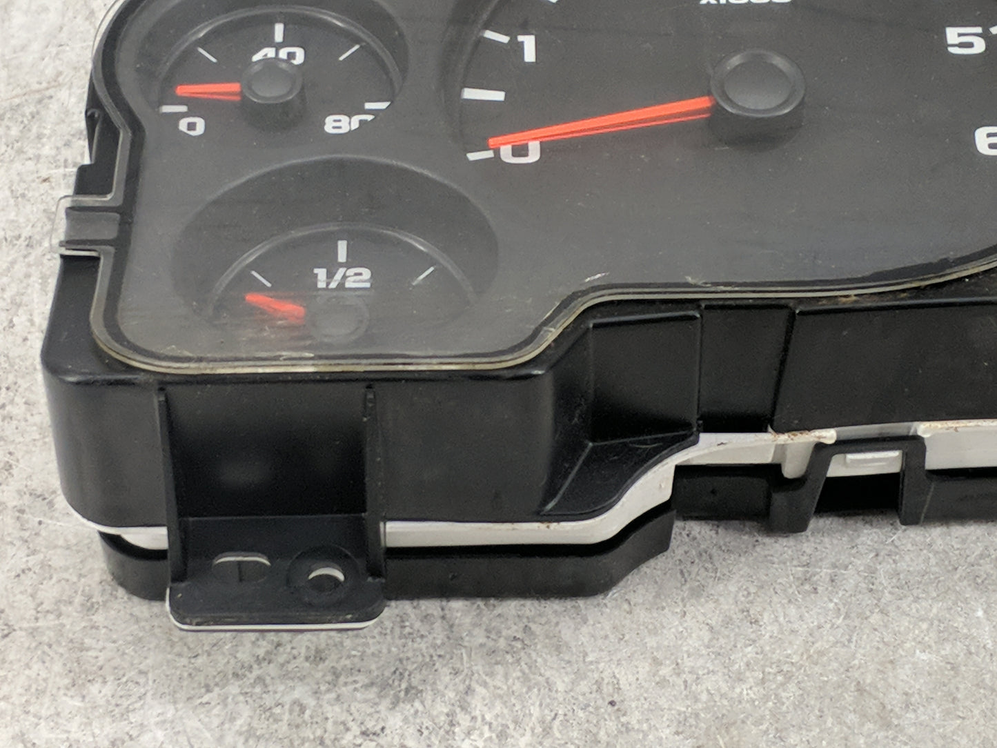 2008-2013 Chevrolet Silverado 1500 Instrument Cluster Speedometer Gauges P/N:28255338 6031615 Miles: Fits OEM Used Auto Part
