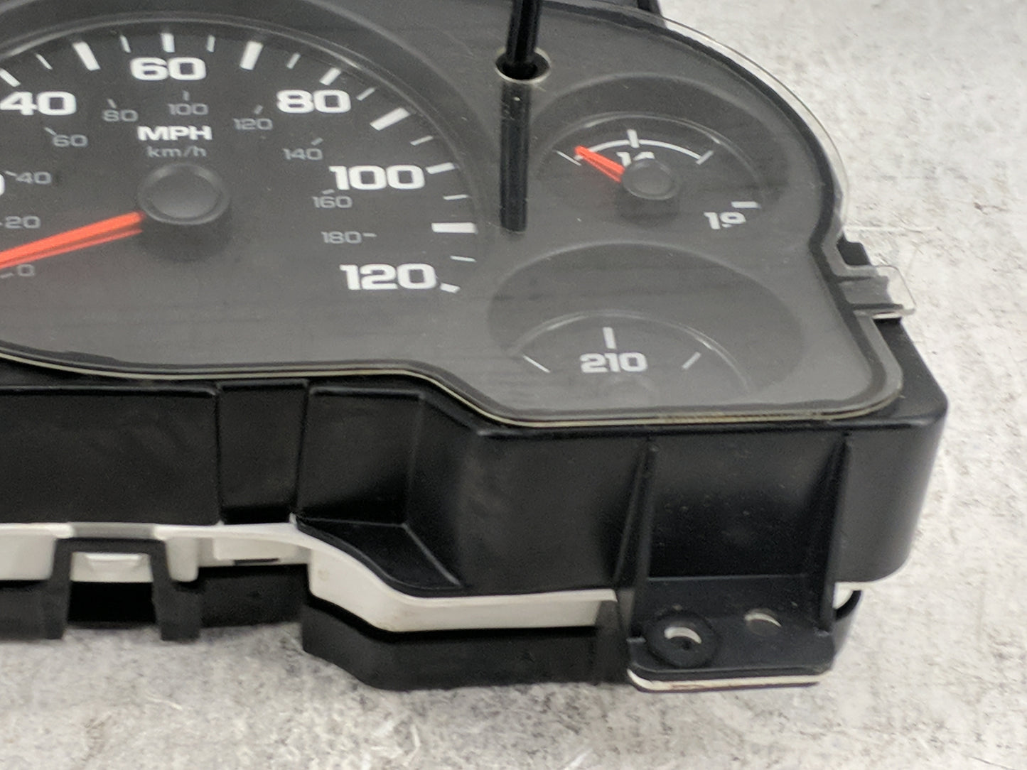2008-2013 Chevrolet Silverado 1500 Instrument Cluster Speedometer Gauges P/N:28255338 6031615 Miles: Fits OEM Used Auto Part