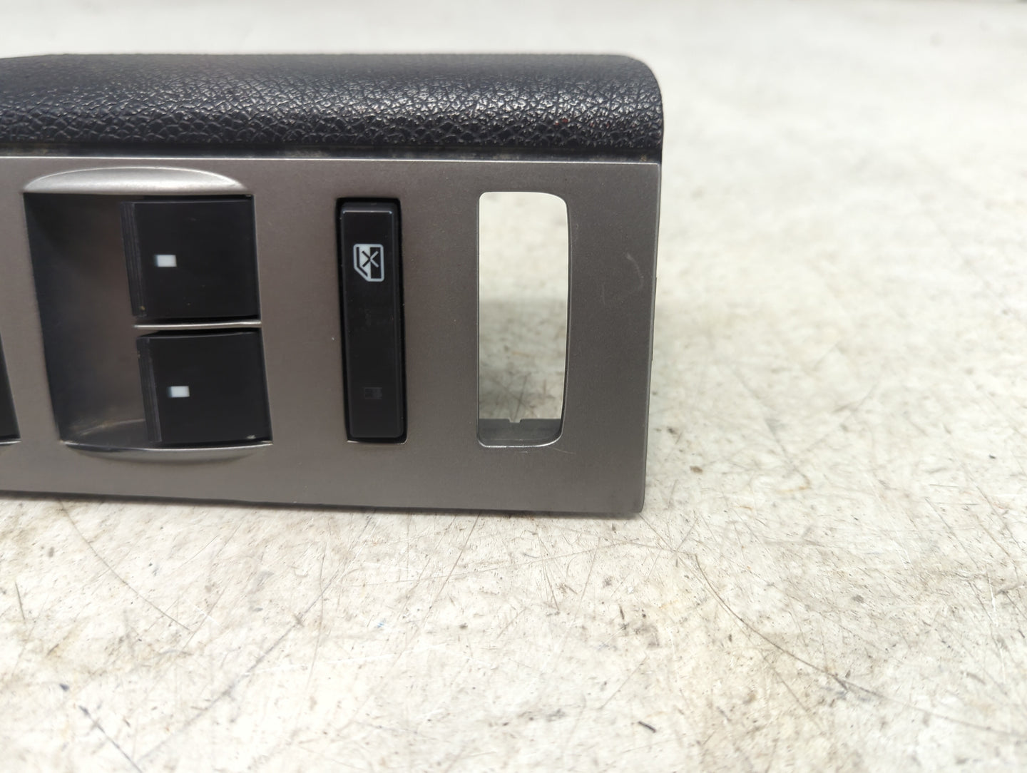 2011 Chevrolet Silverado 1500 Master Power Window Switch Replacement Driver Side Left Fits OEM Used Auto Parts - Oemusedauto