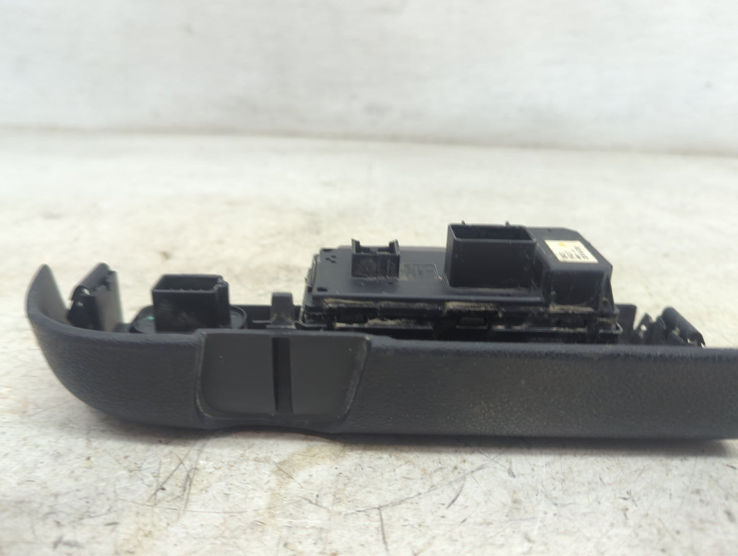 2011 Chevrolet Silverado 1500 Master Power Window Switch Replacement Driver Side Left Fits OEM Used Auto Parts - Oemusedauto