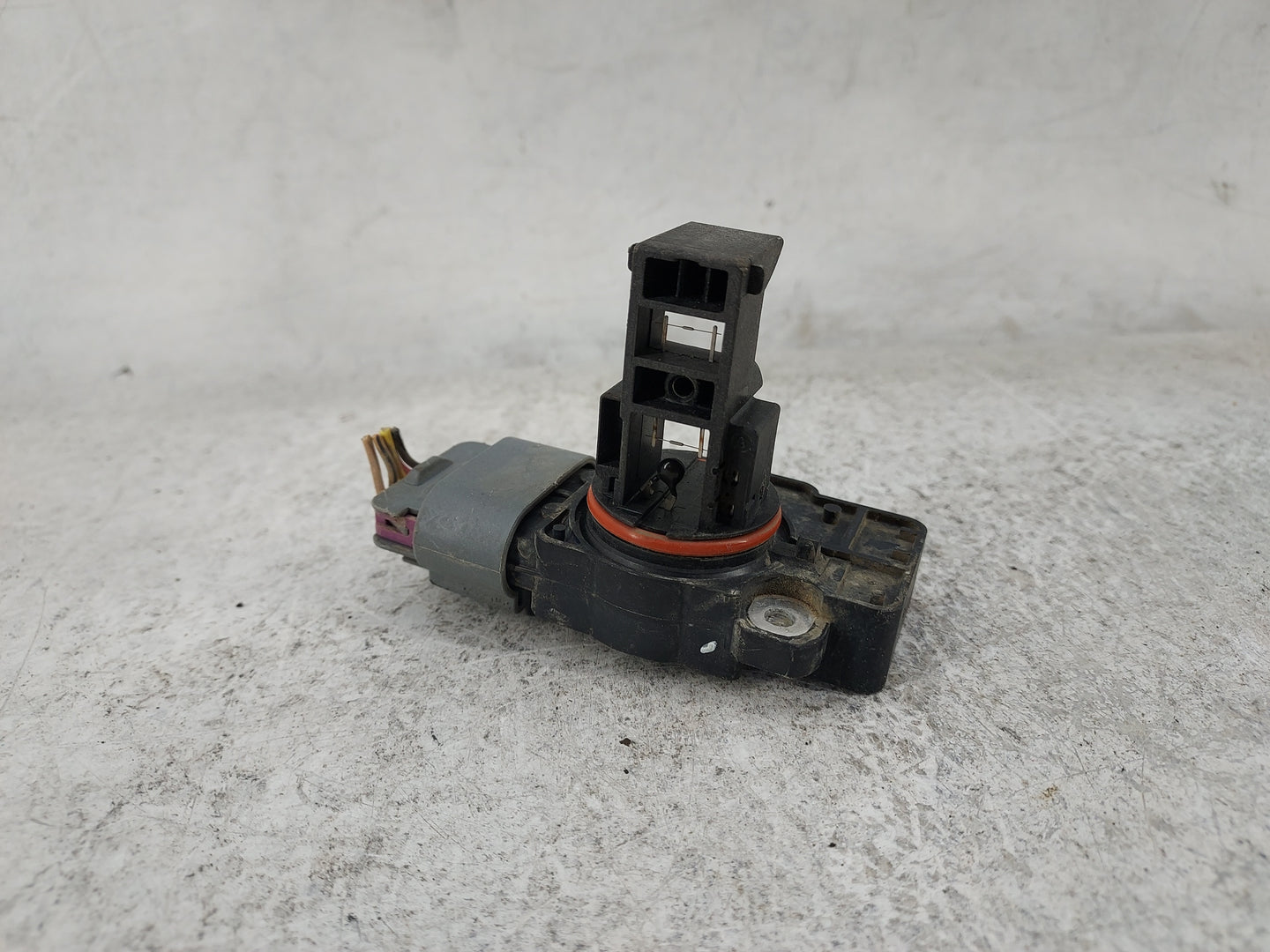 2009-2013 Chevrolet Silverado 1500 Mass Air Flow Meter Maf 1486114 - Oemusedautoparts1.com