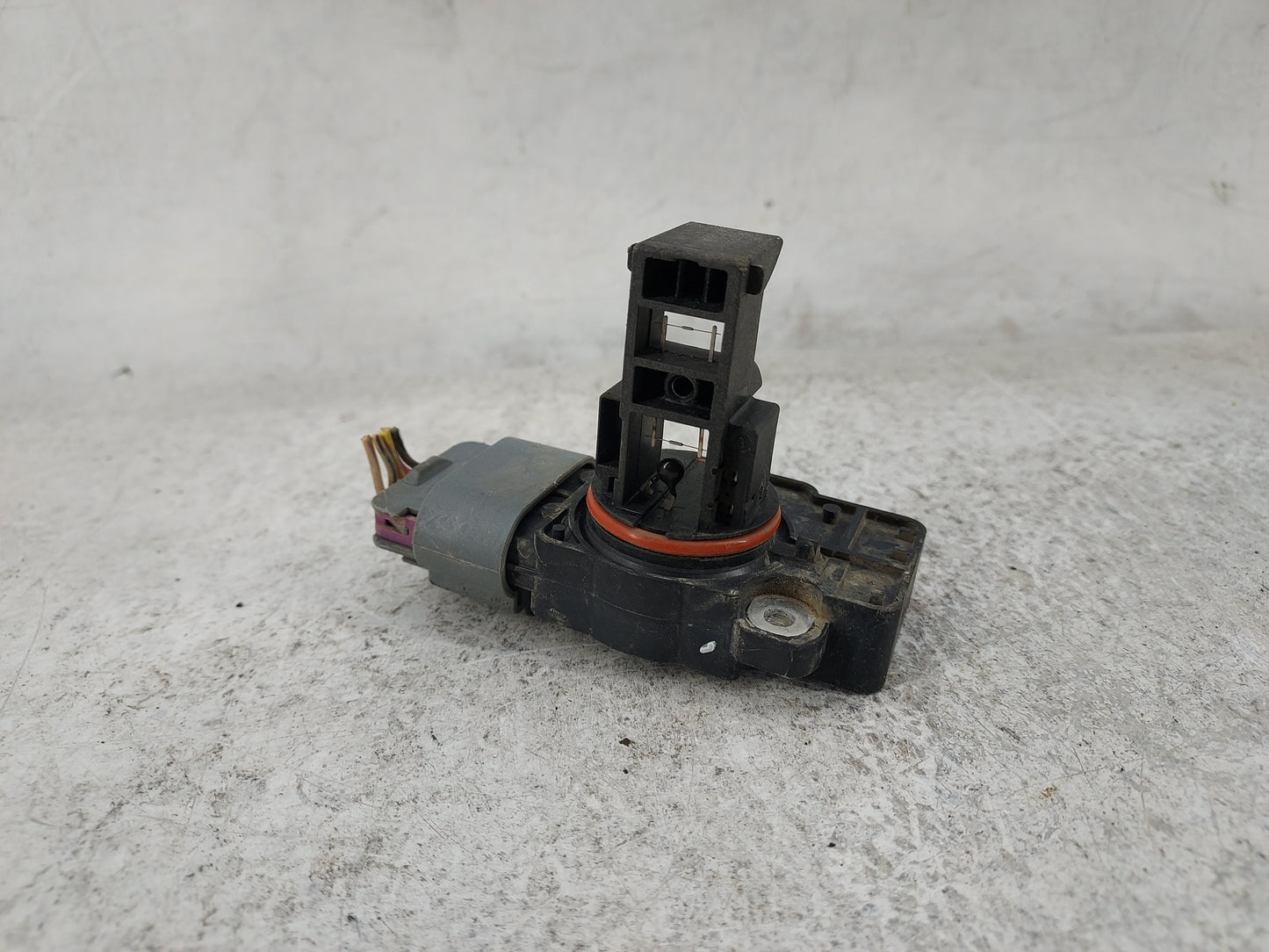 2009-2013 Chevrolet Silverado 1500 Mass Air Flow Meter Maf 1486114 - Oemusedautoparts1.com