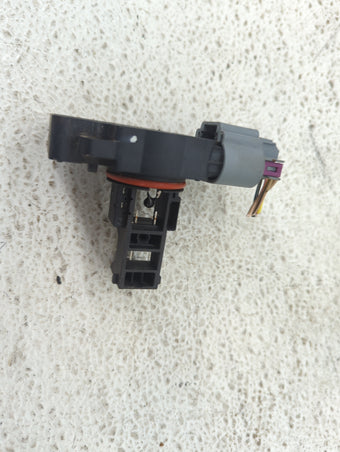 compare product 2009-2013 Chevrolet Silverado 1500 Mass Air Flow Meter Maf 1487585