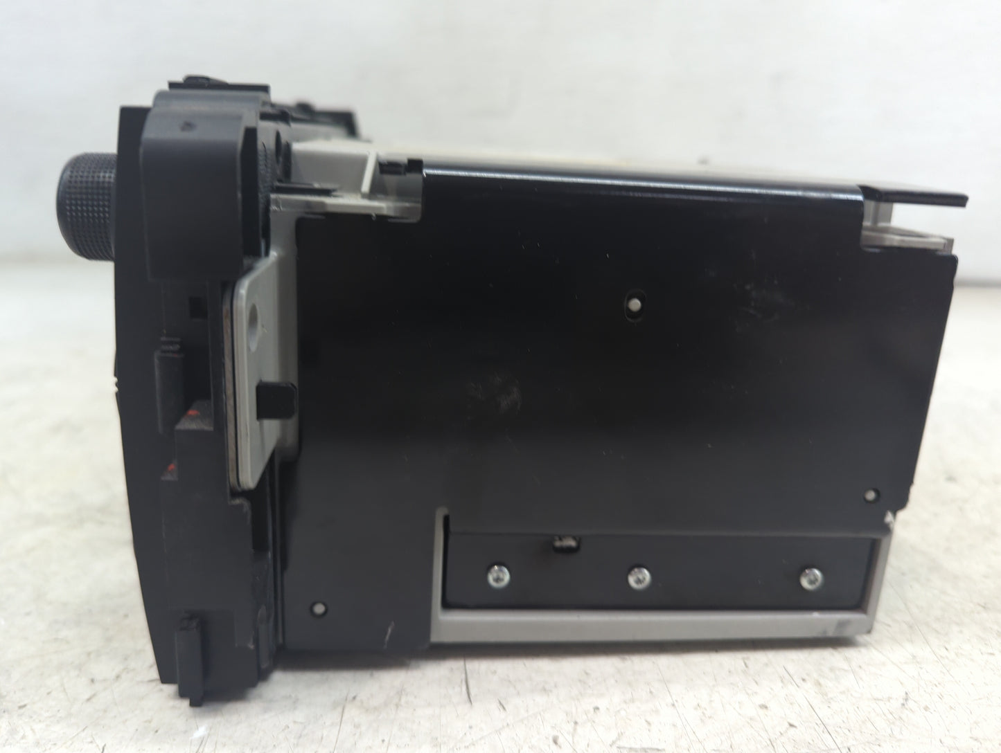 2007-2013 Chevrolet Silverado 1500 Radio AM FM Cd Player Receiver Replacement P/N:20934592 28256325 Fits OEM Used Auto Parts