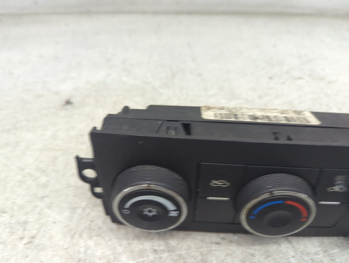 2010-2011 Chevrolet Silverado 1500 Climate Control Module Temperature AC/Heater Replacement P/N:22807247 Fits Fits 2010 2011