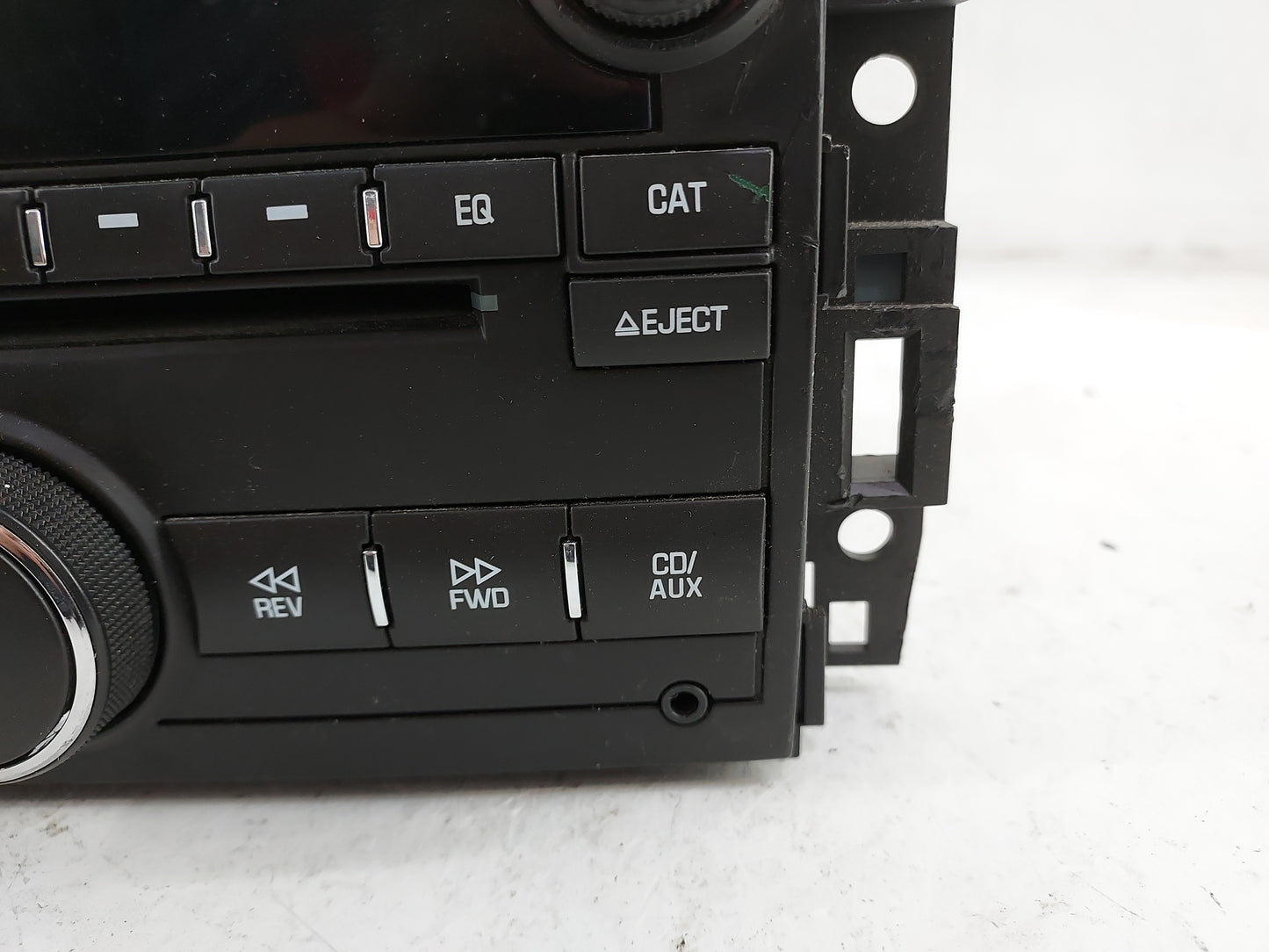 2007-2013 Chevrolet Silverado 1500 Radio AM FM Cd Player Receiver Replacement P/N:20934592 28256325 Fits OEM Used Auto Parts