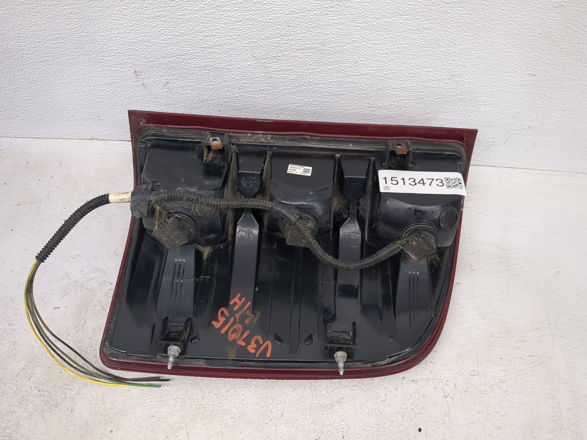 2011 Silverado 1500 Driver Left Side Deck Lid Mounted Tail Light - Oemusedautoparts1.com