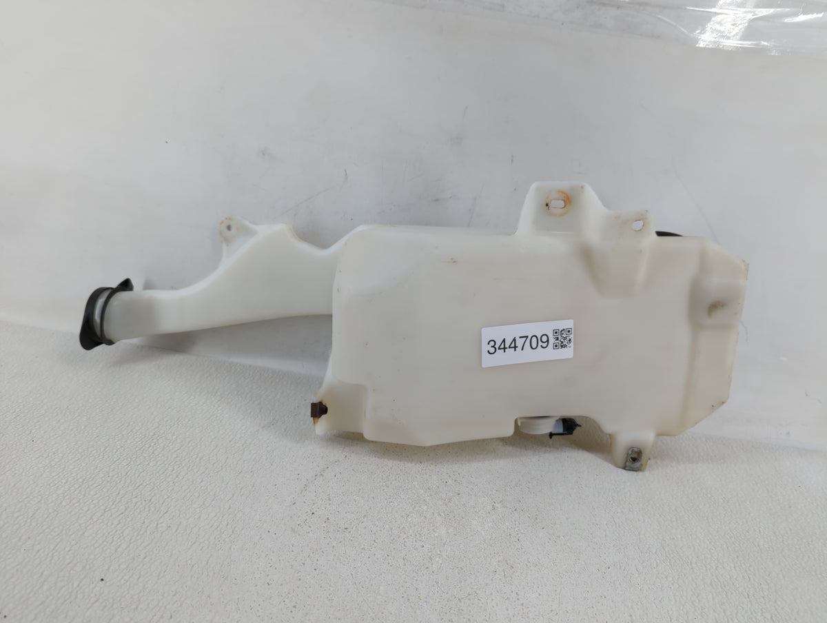 Chevrolet Silverado 1500 Radiator Coolant Overflow Expansion Tank Bottle 344709 - Oemusedautoparts1.com