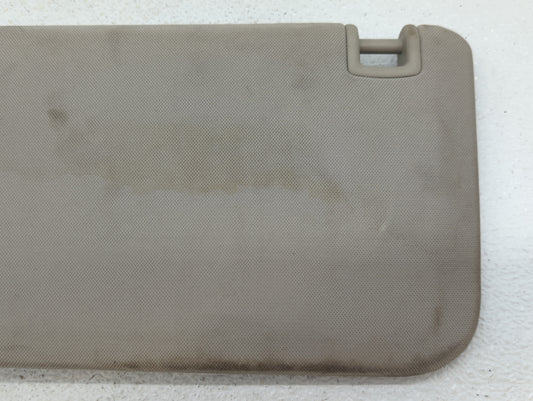 2007-2013 Chevrolet Silverado 1500 Sun Visor Shade Replacement Passenger Right Mirror Fits OEM Used Auto Parts