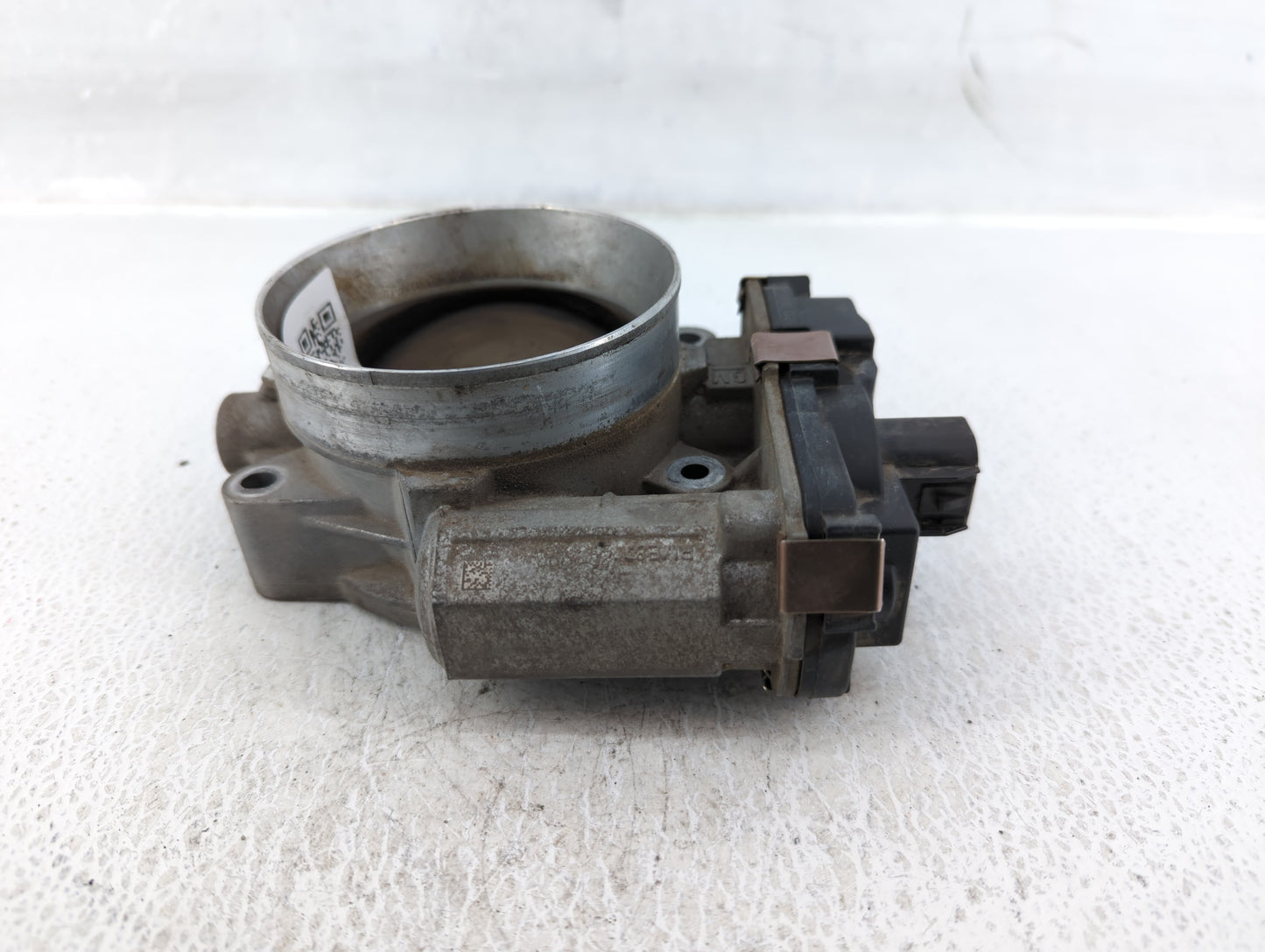 2009-2013 Chevrolet Silverado 1500 Throttle Body P/N:RME87-3C Fits Fits 2009 2010 2011 2012 2013 2014 2015 OEM Used Auto Par