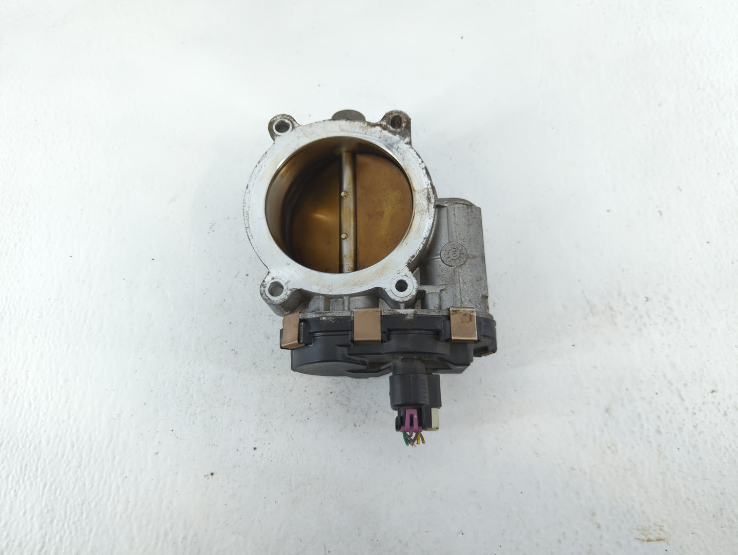 2009-2013 Chevrolet Silverado 1500 Throttle Body P/N:RME87-3C9992 Fits Fits 2009 2010 2011 2012 2013 2014 2015 OEM Used Auto