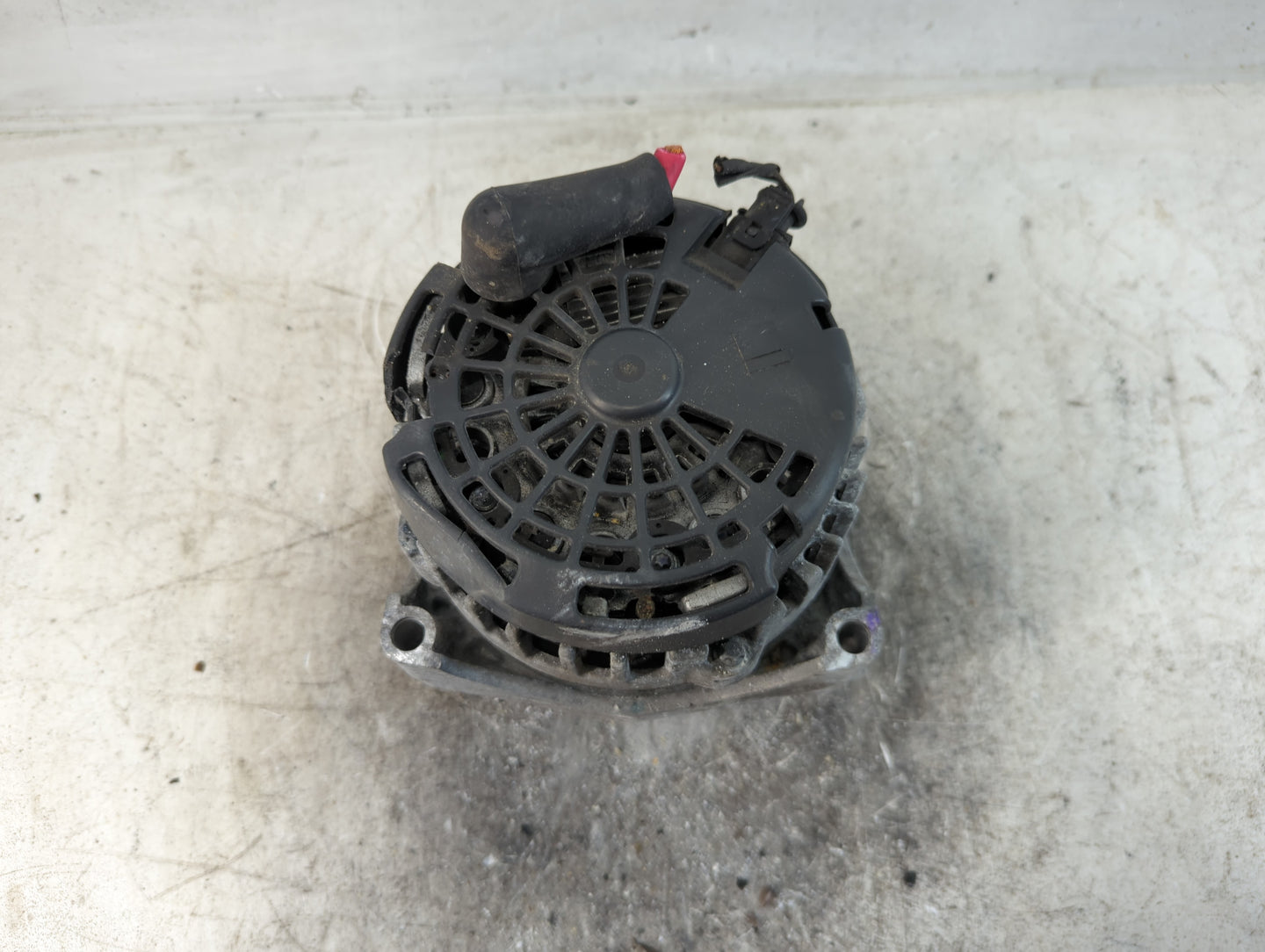 2007-2013 Chevrolet Silverado 1500 Alternator Replacement Generator Charging Assembly Engine OEM Fits OEM Used Auto Parts - 
