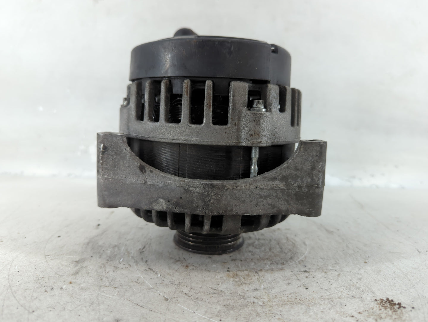 2007-2013 Chevrolet Silverado 1500 Alternator Replacement Generator Charging Assembly Engine OEM Fits OEM Used Auto Parts - 