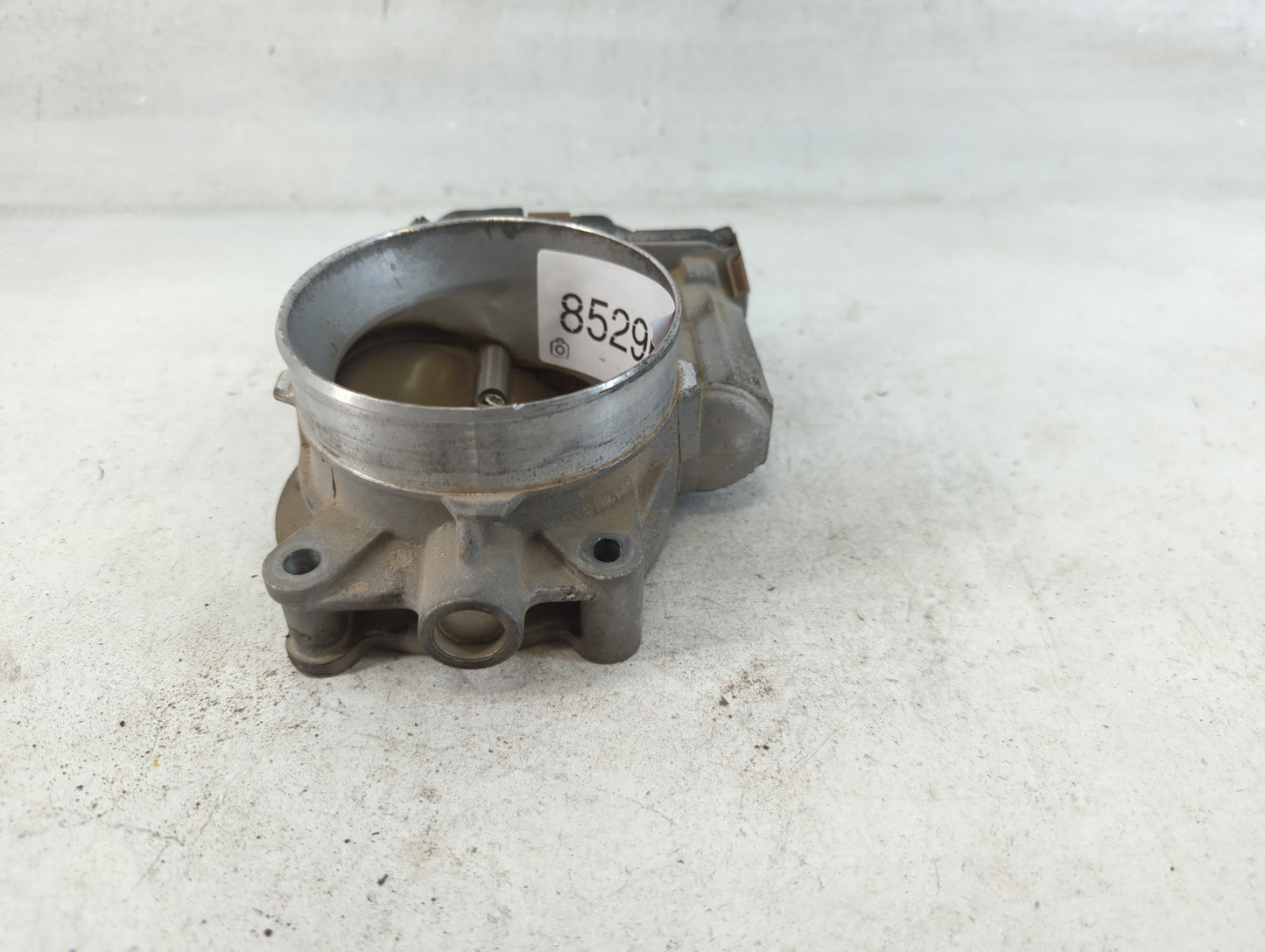 2009-2013 Chevrolet Silverado 1500 Throttle Body P/N:RME87-3C Fits Fits 2009 2010 2011 2012 2013 2014 2015 OEM Used Auto Par