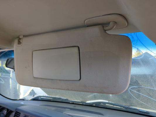 2011 Chevrolet Silverado 1500 Pickup Sun Visor Shade Replacement Passenger Right Mirror Fits OEM Used Auto Parts
