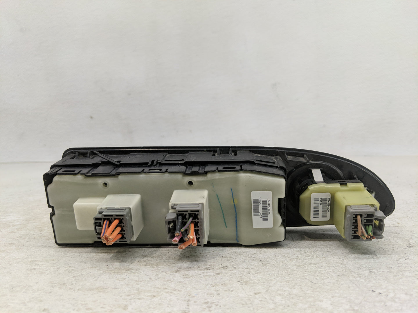 2007-2014 Chevrolet Silverado 2500 Master Power Window Switch Replacement Driver Side Left P/N:04602780AA Fits OEM Used Auto