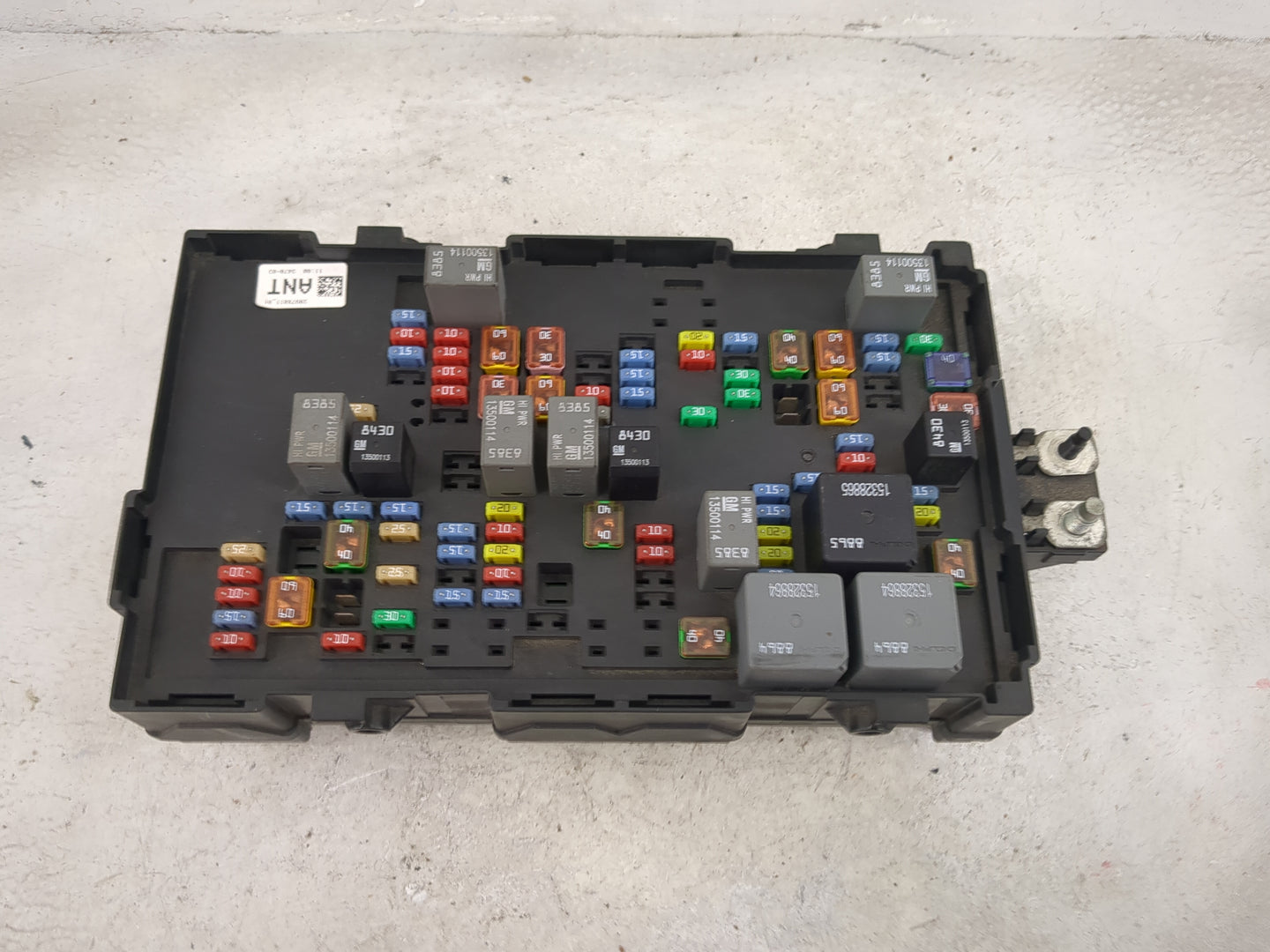 2011 Chevrolet Silverado 2500 Fusebox Fuse Box Panel Relay Module P/N:20978811_01 3470-03, 13500114 Fits Fits 2010 2012 2013