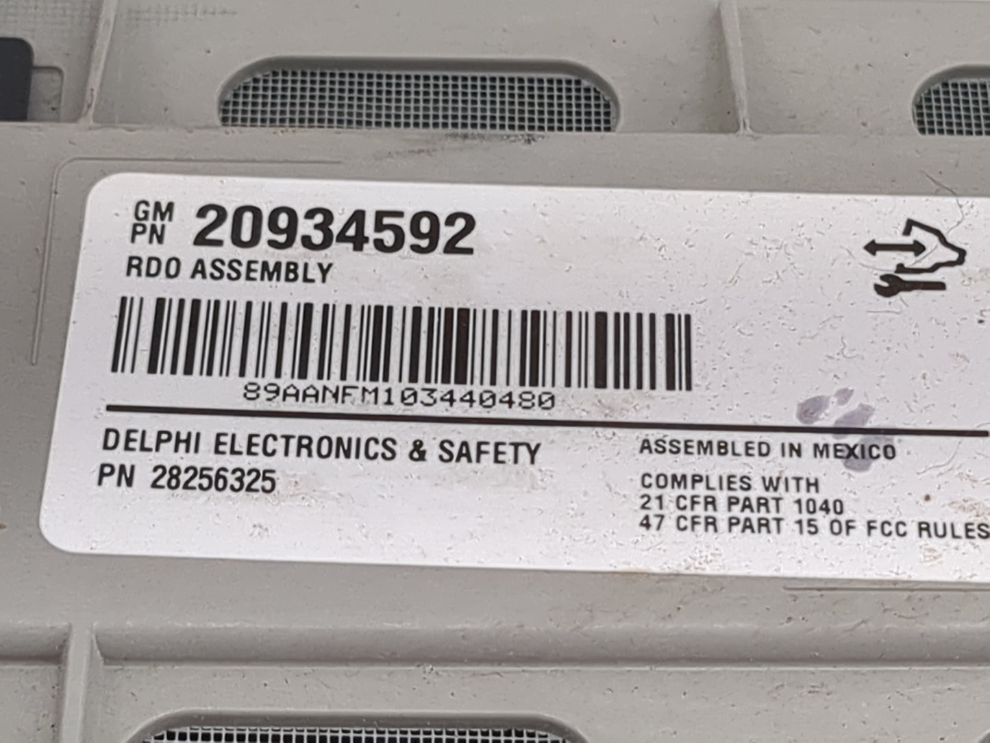 2007-2014 Chevrolet Silverado 2500 Radio AM FM Cd Player Receiver Replacement P/N:20934592 28256325 Fits OEM Used Auto Parts