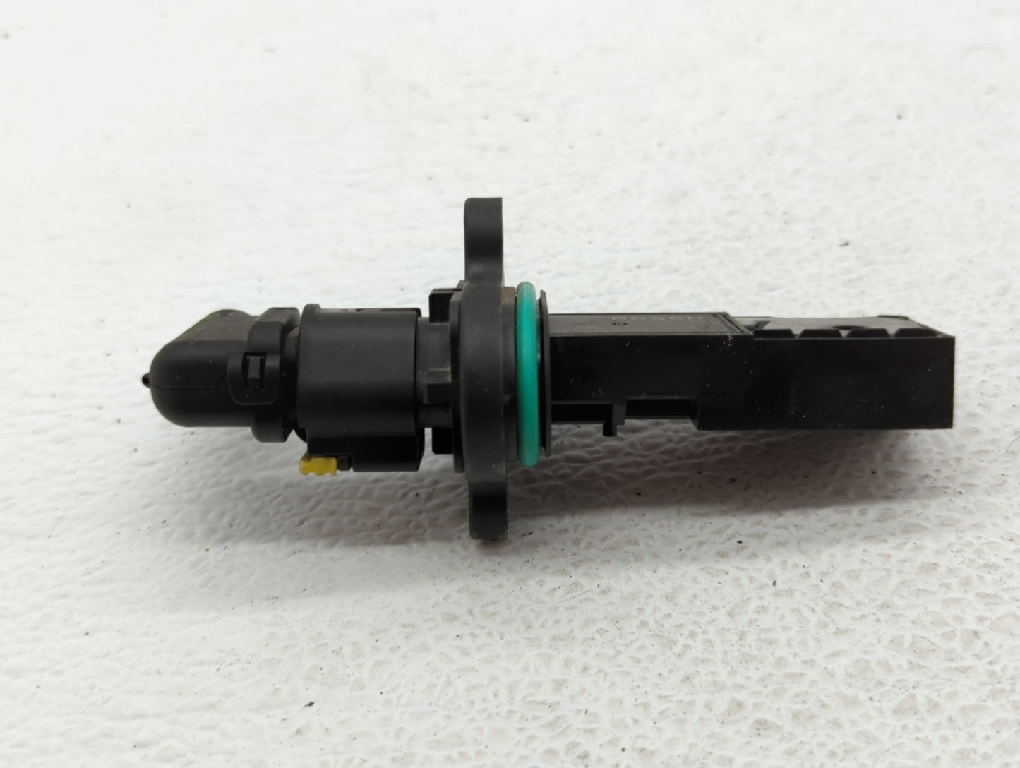 2012-2012 Chevrolet Sonic Mass Air Flow Meter Maf 404862 - Oemusedautoparts1.com