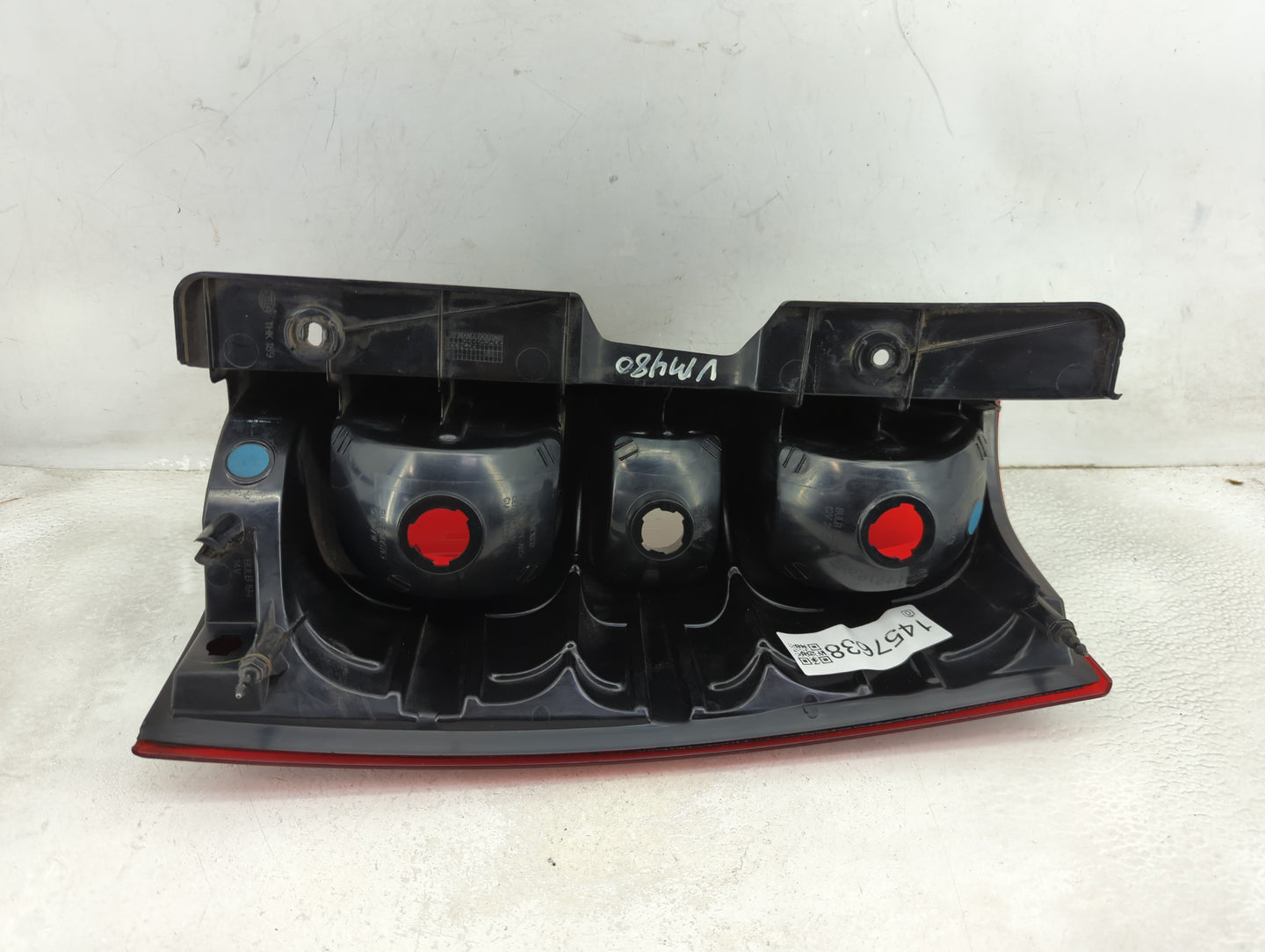 2007-2014 Chevrolet Suburban Tail Light Assembly Driver Left OEM P/N:SK1611-GTSY07 Fits OEM Used Auto Parts - Oemusedautopar