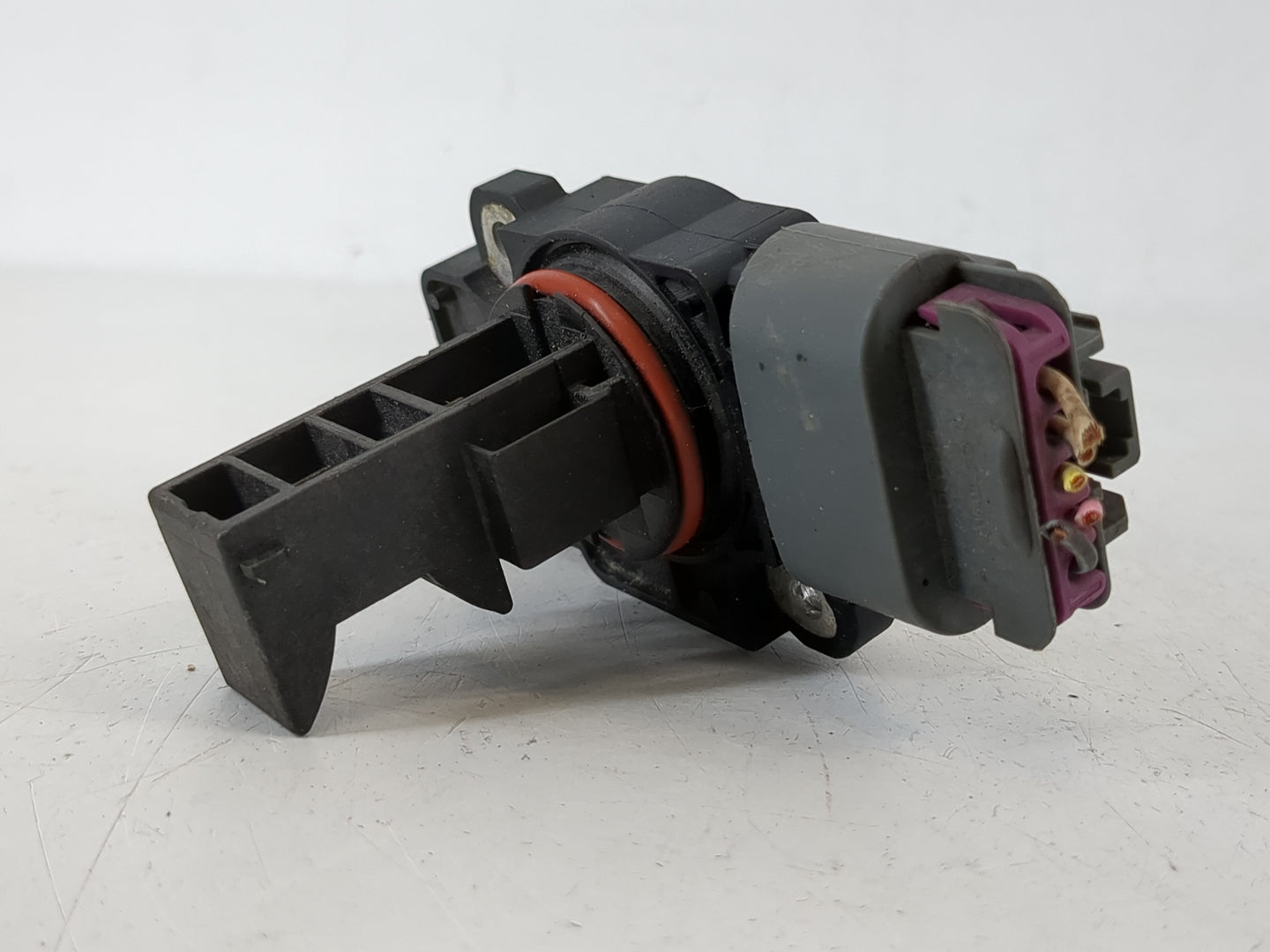 2009-2014 Chevrolet Suburban 1500 Mass Air Flow Meter Maf - Oemusedautoparts1.com