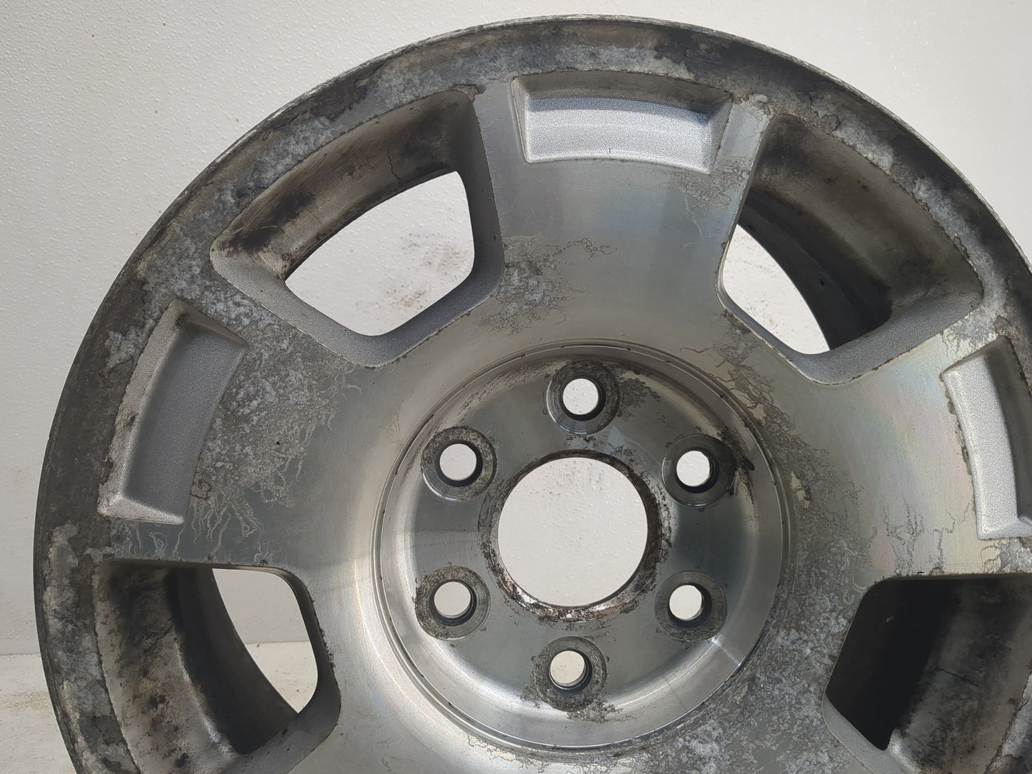 2007-2014 Chevrolet Suburban 1500 Oem Wheel Rim - Oemusedautoparts1.com