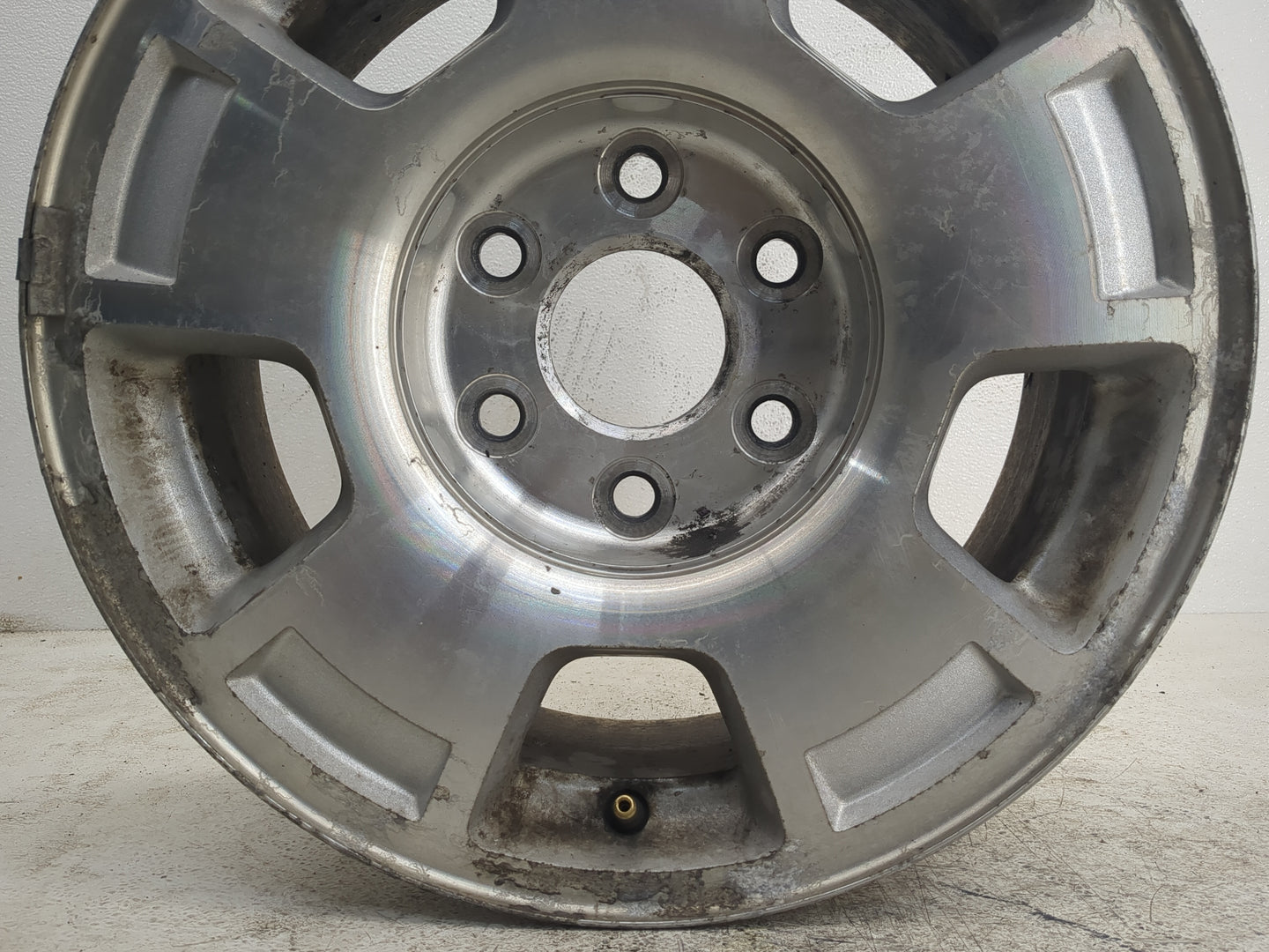 2007-2014 Chevrolet Suburban 1500 Oem Wheel Rim - Oemusedautoparts1.com