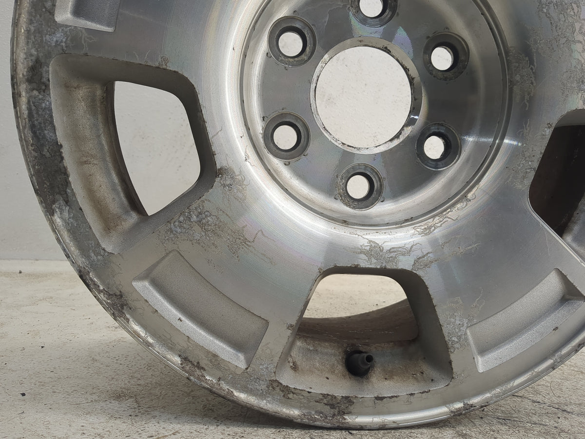 2007-2014 Chevrolet Suburban 1500 Oem Wheel Rim 1168437 - Oemusedautoparts1.com