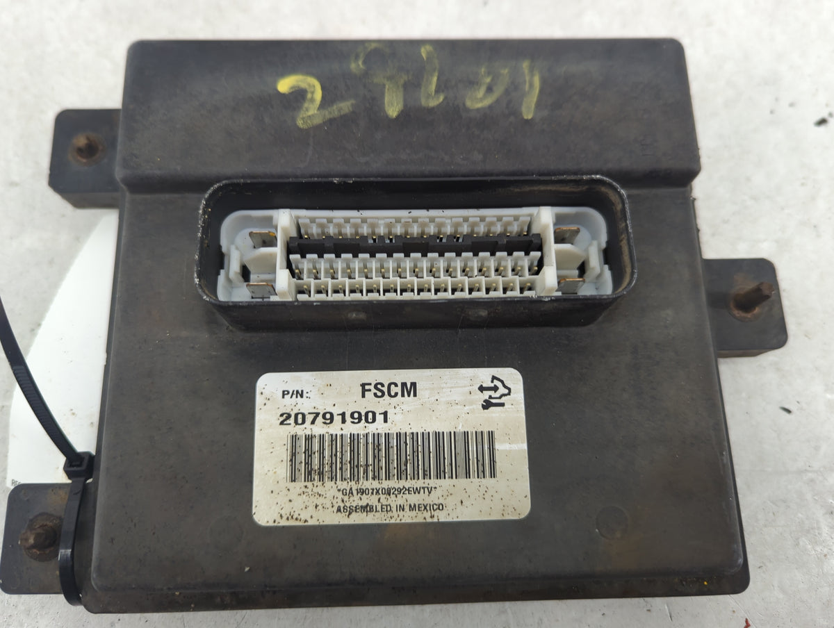 2010-2012 Chevrolet Suburban 1500 Fuel Pump Control Module - Oemusedautoparts1.com