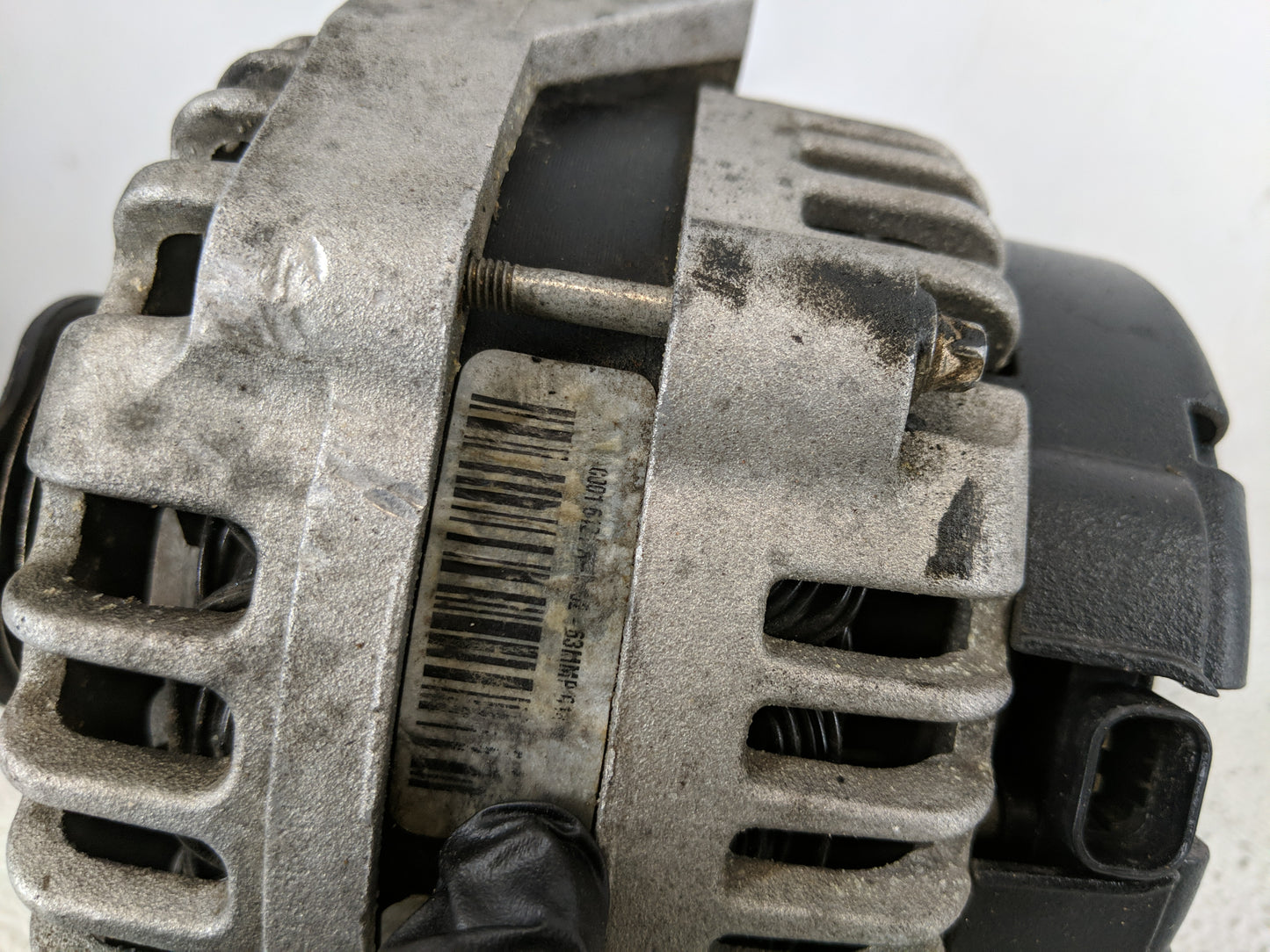 2007-2014 Chevrolet Suburban 1500 Alternator Replacement Generator Charging Assembly Engine OEM Fits OEM Used Auto Parts - O