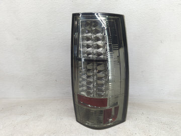 2007-2014 Chevrolet Suburban 1500 Tail Light Assembly Passenger Right OEM Fits Fits 2007 2008 2009 2010 2011 2012 2013 2014 