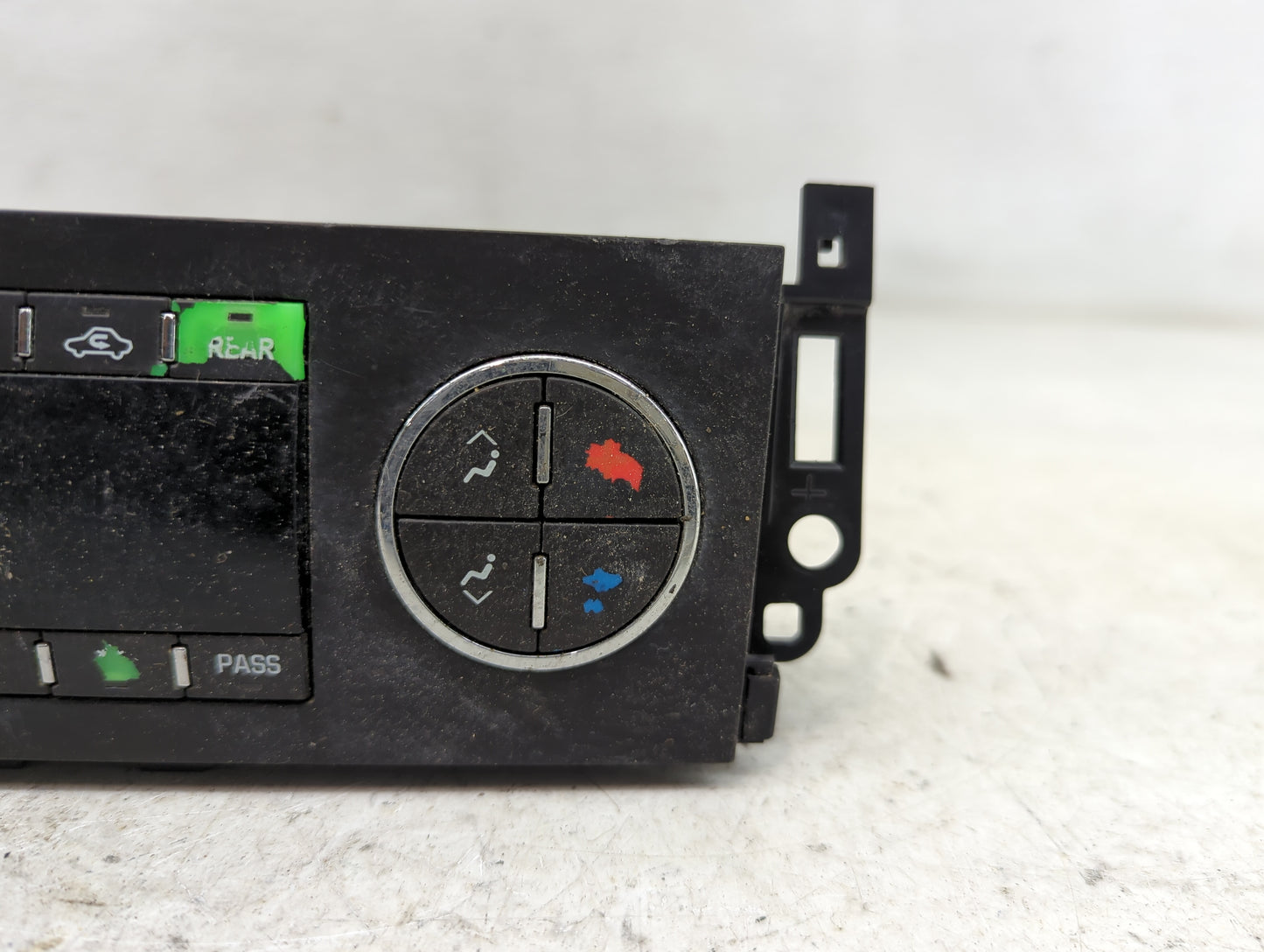 2007-2011 Chevrolet Suburban 1500 Climate Control Module Temperature AC/Heater Replacement P/N:25936130 386130R010680469 Fit