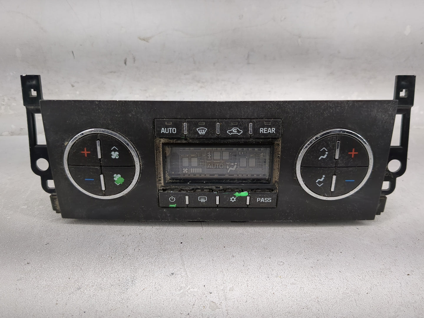 2007-2011 Chevrolet Suburban 1500 Climate Control Module Temperature AC/Heater Replacement P/N:25936130 386130R032330041 Fit