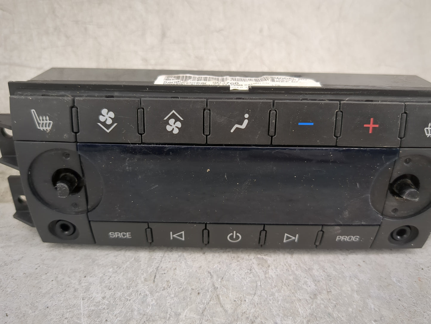 2007-2014 Chevrolet Suburban 1500 Climate Control Module Temperature AC/Heater Replacement P/N:664766 15886277 Fits OEM Used