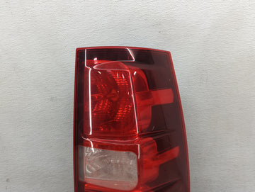 2007-2014 Chevrolet Suburban 1500 Tail Light Assembly Passenger Right OEM Fits Fits 2007 2008 2009 2010 2011 2012 2013 2014 OEM Used Auto Parts