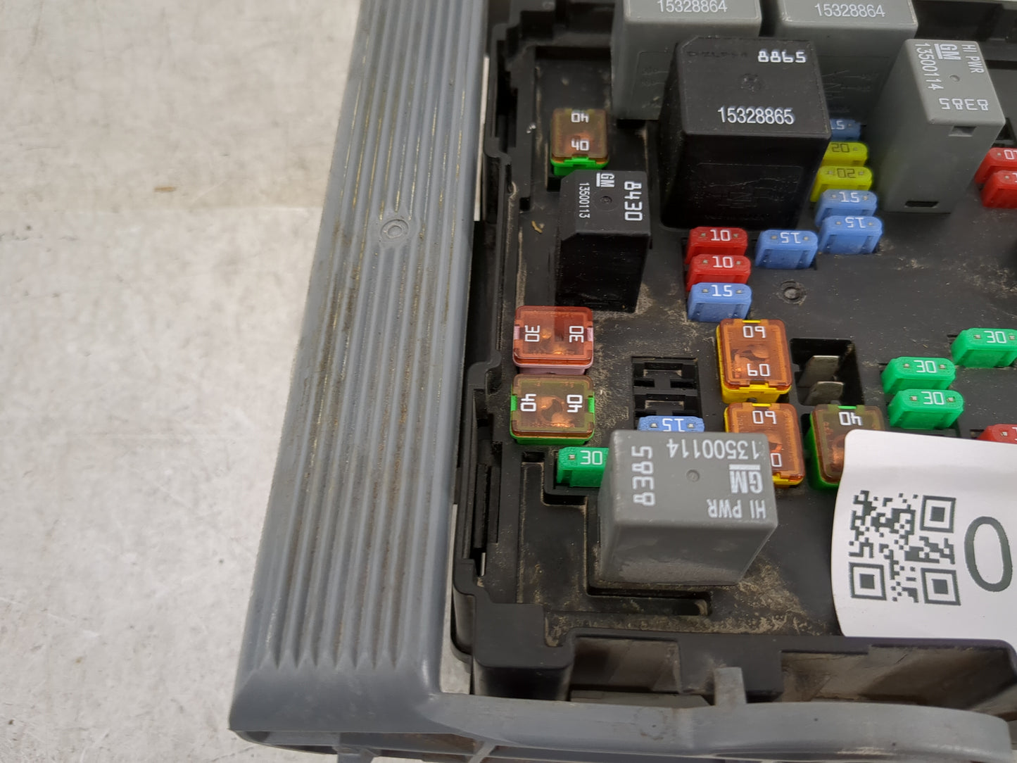 2010-2014 Chevrolet Suburban 1500 Fusebox Fuse Box Panel Relay Module P/N:25941368 13500114 Fits Fits 2010 2011 2012 2013 20